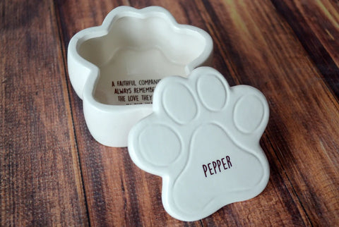 Personalized Keepsake Box with Name - Loss of Pet Gift
