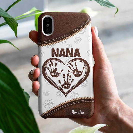 Grandkids Fill The Space In Your Heart - Gift For Mom, Grandma - Personalized Phone Case