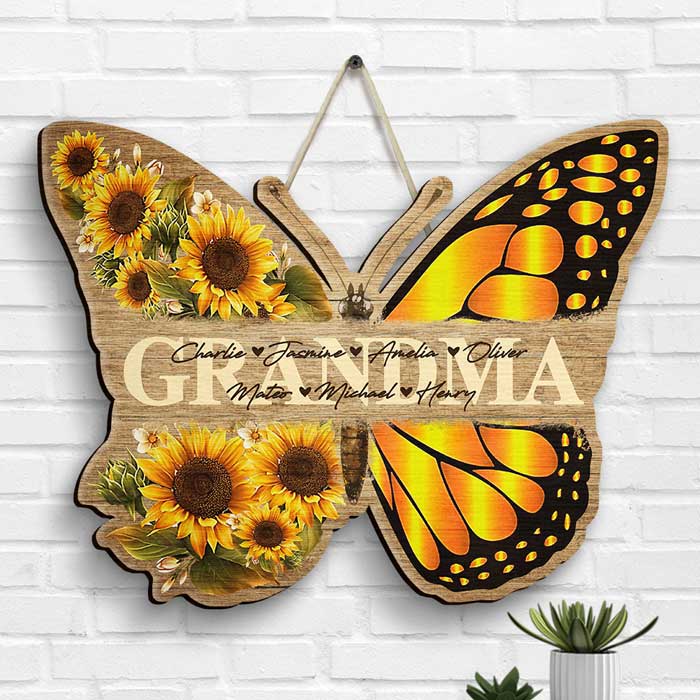 Grandma Butterfly And Kids - Gift For Grandma, Mom - Personalized Shaped Wood Sign