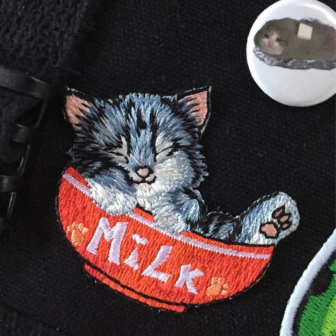 Cat in bowl patch - Cute kitten iron on patch